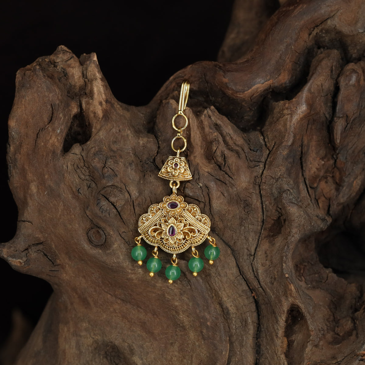 Antique Tikka With Teardrop Centre & Floral Filigree