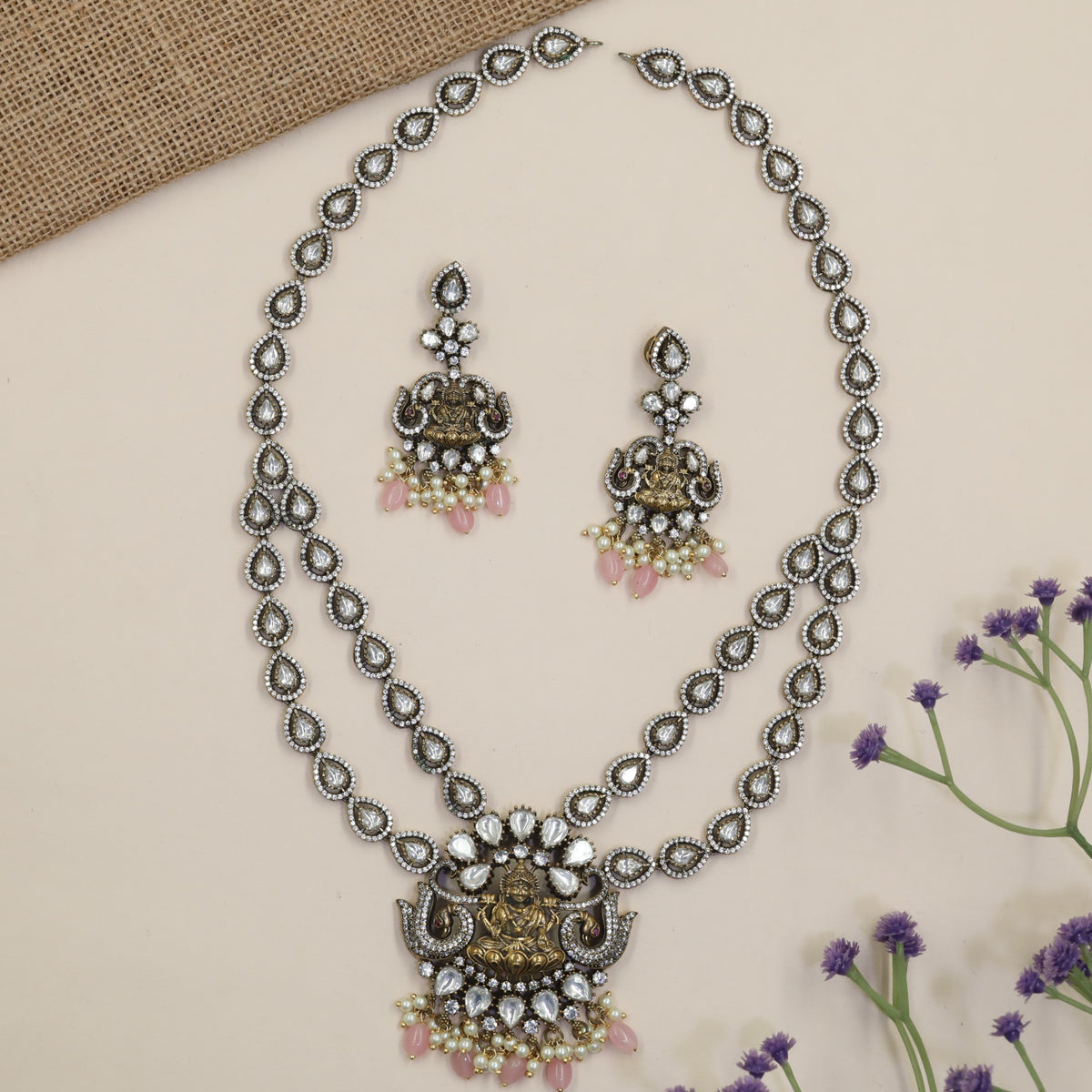 Victorian Lakshmi Long Haara with Teardrop Links