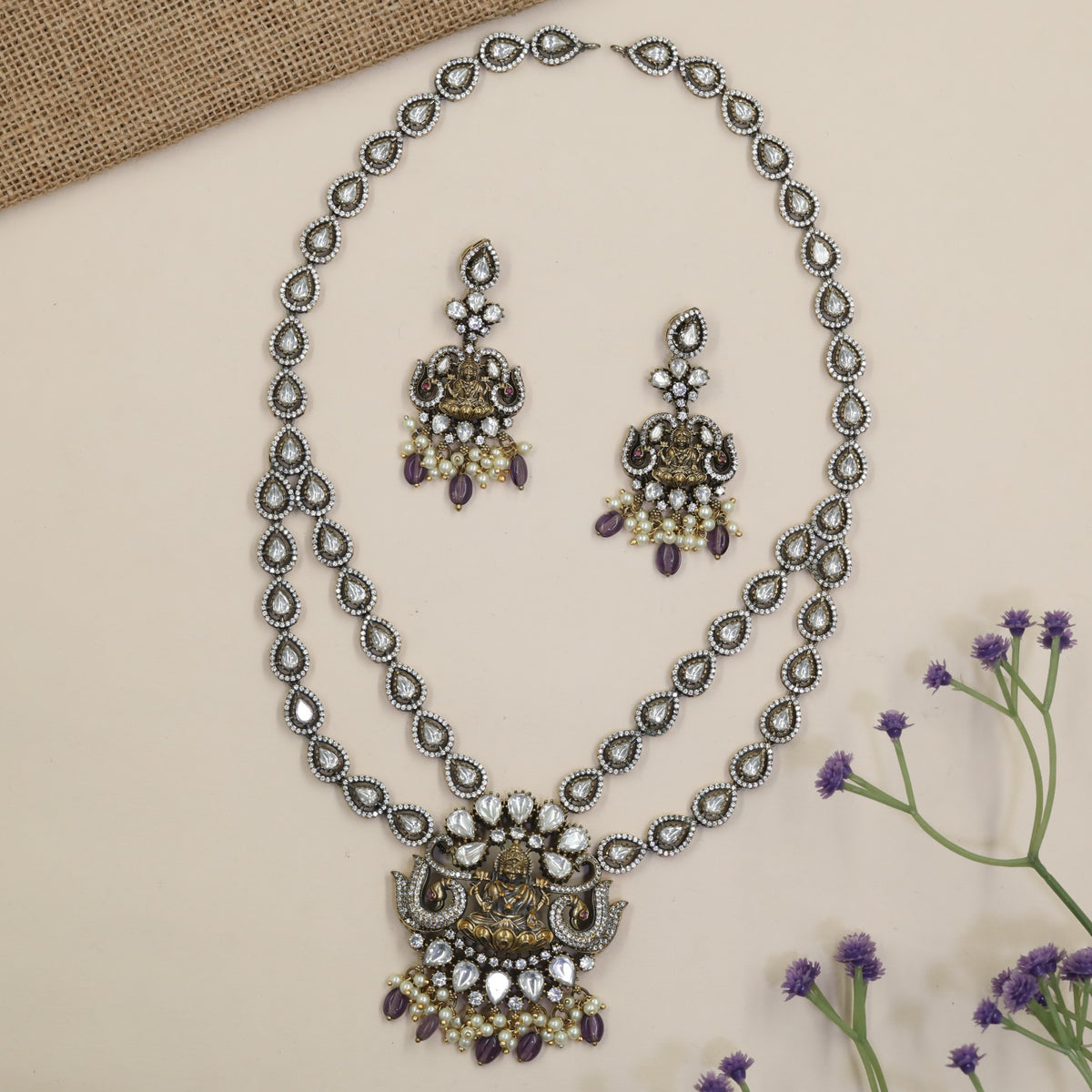 Victorian Lakshmi Long Haara with Teardrop Links