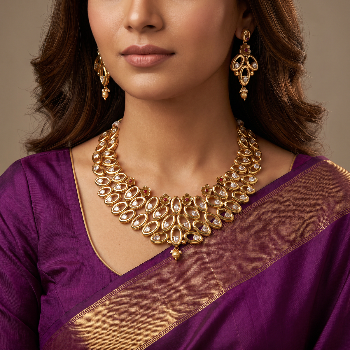 Antique Leaf Design Necklace & Earrings with Centre Drop