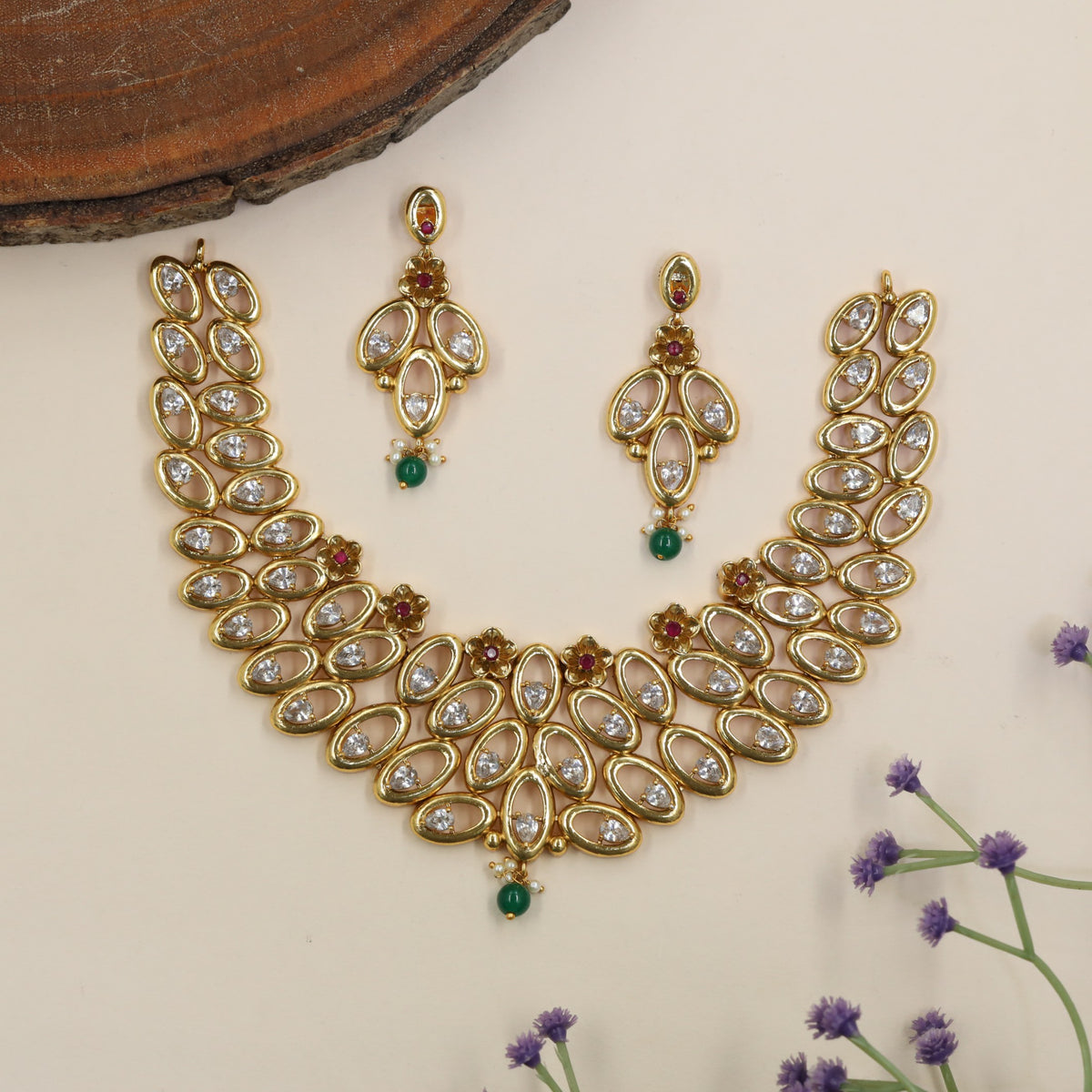 Antique Leaf Motif Necklace & Earrings with Centre Drop