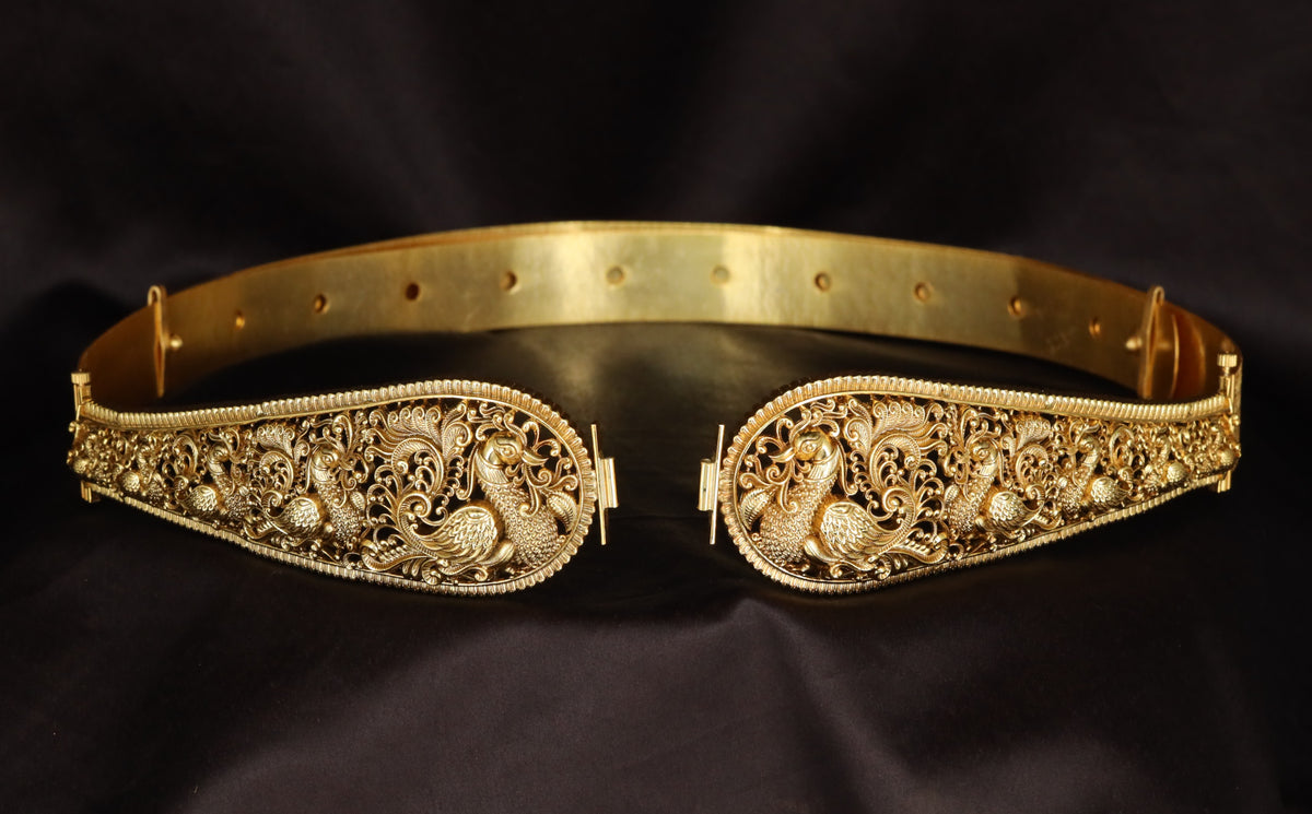 Antique Dabu with Sculpted Animal & Filigree Design
