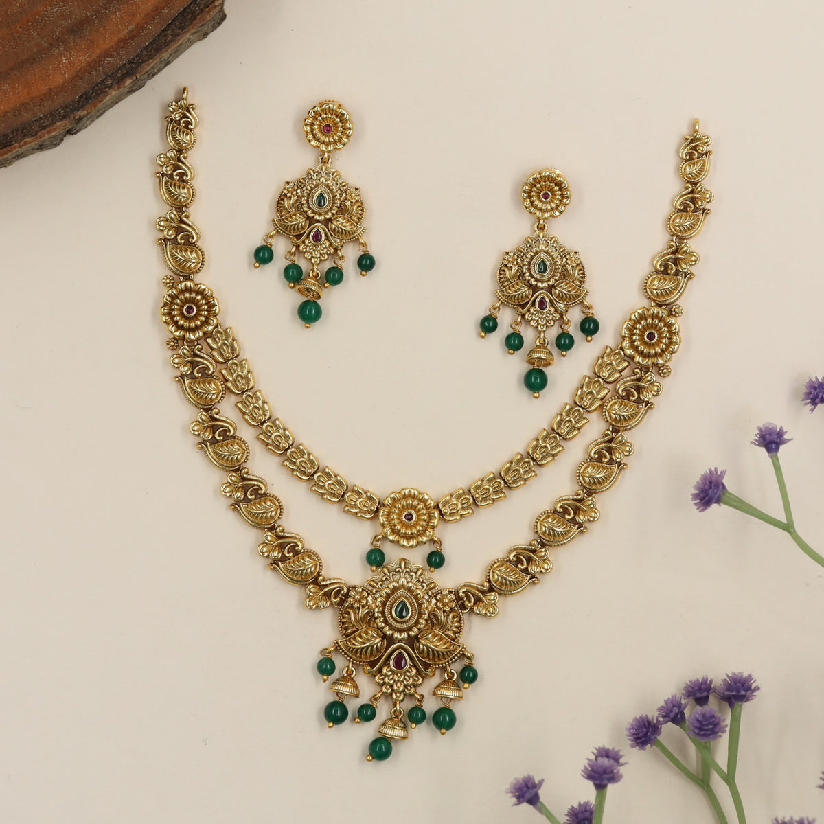 Premium Antique Necklace With Intricate Floral Medallions And Curved Paisley Linkwork