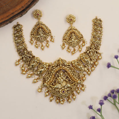 Antique Ganesha Necklace with Ornamental Detailing