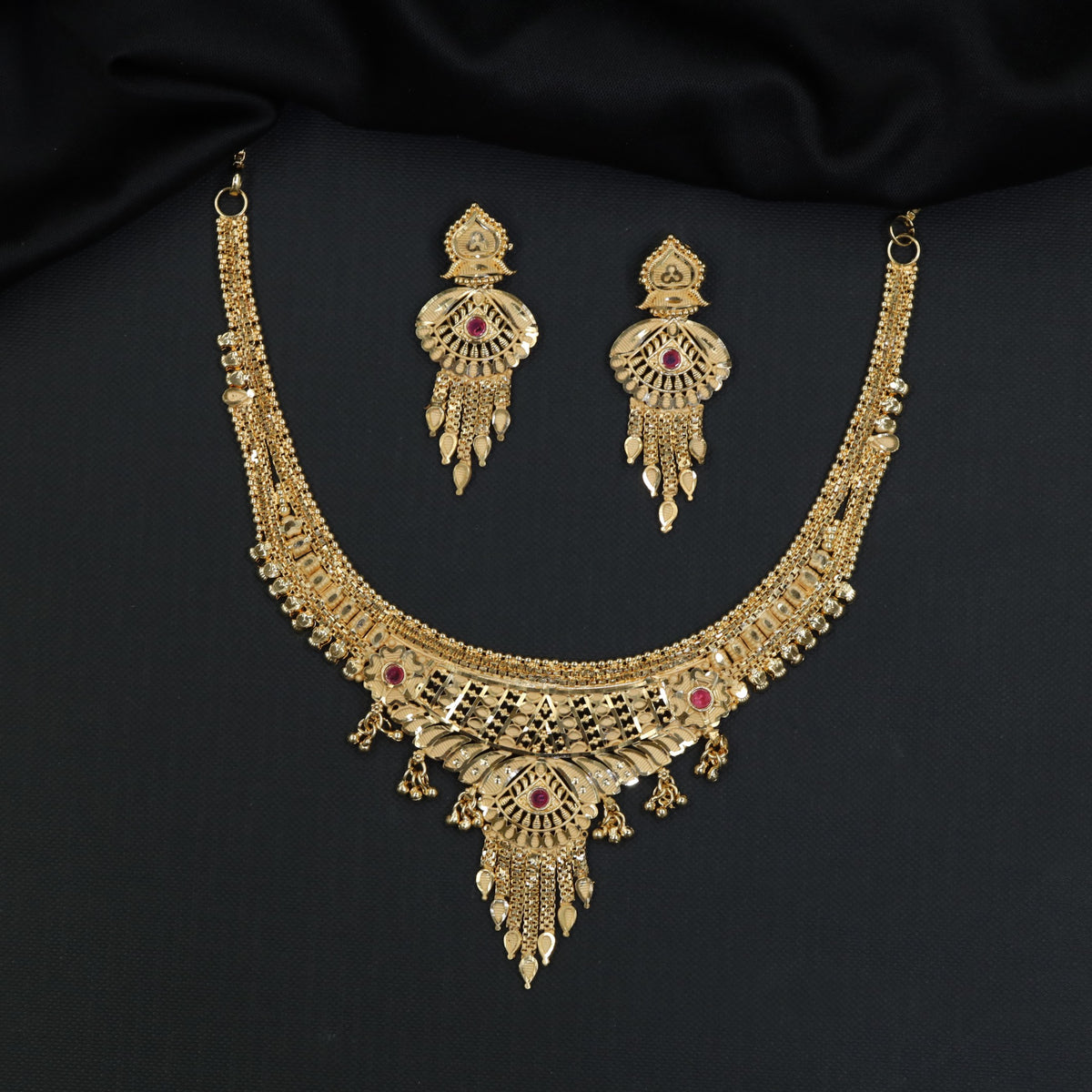 Premium Gold Plated Necklace With Broad Openwork Pendant And Delicate Hanging Details