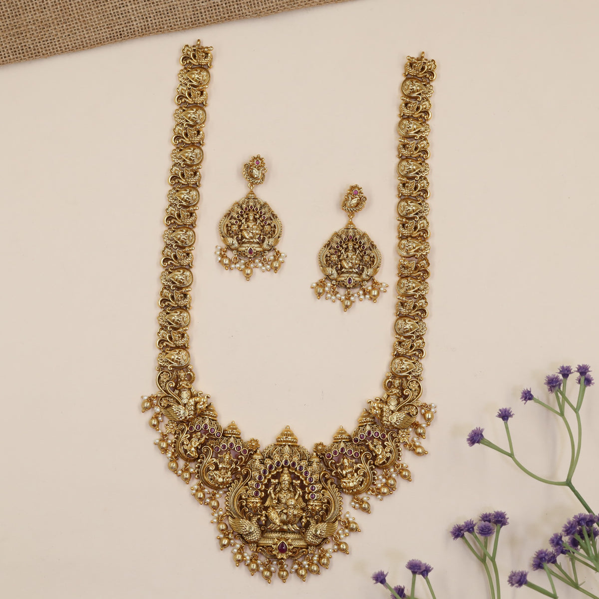 Antique Long Haara With Lakshmi Centrepiece And Intricate Heritage Panels