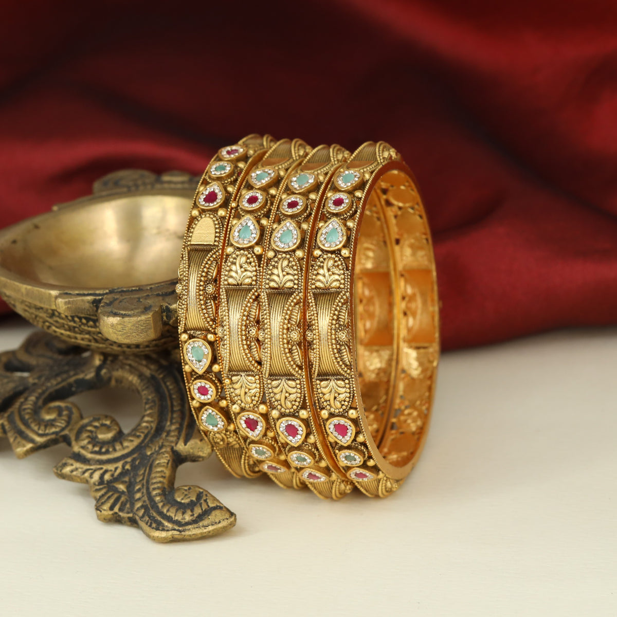 Traditional Antique Bangless with Sculpted Leaf Details and Fine Granulated Borders