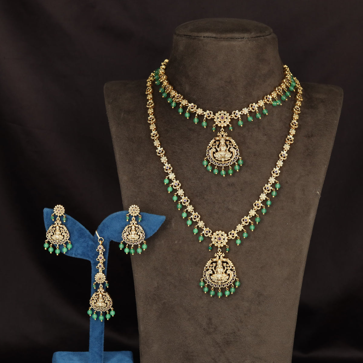 Heritage Antique Combo Set featuring Lakshmi Centre Work and Intricate Floral Links