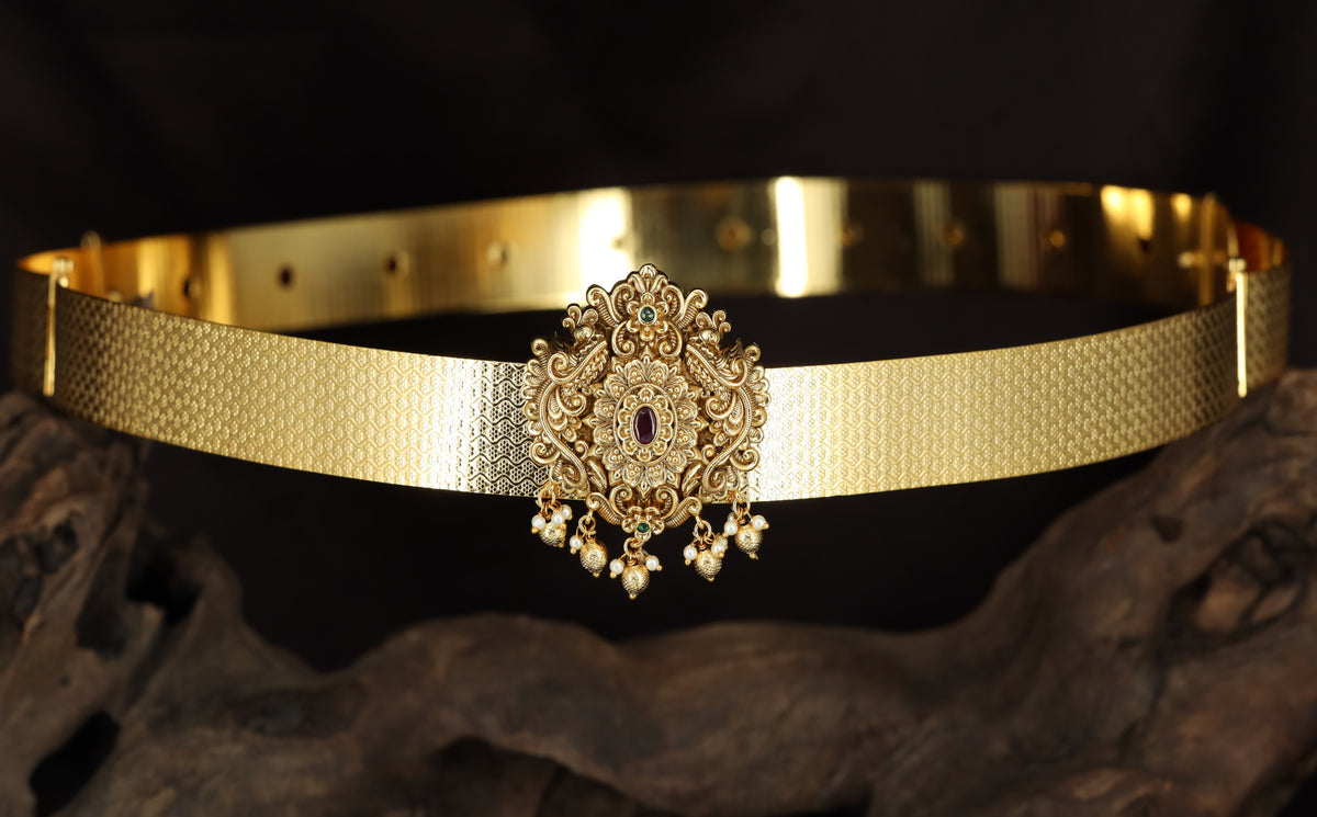 Elegant Antique Dabu with detailed ornamental centerpiece