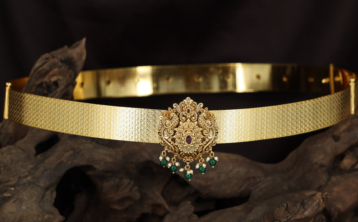 Elegant Antique Dabu with detailed ornamental centerpiece