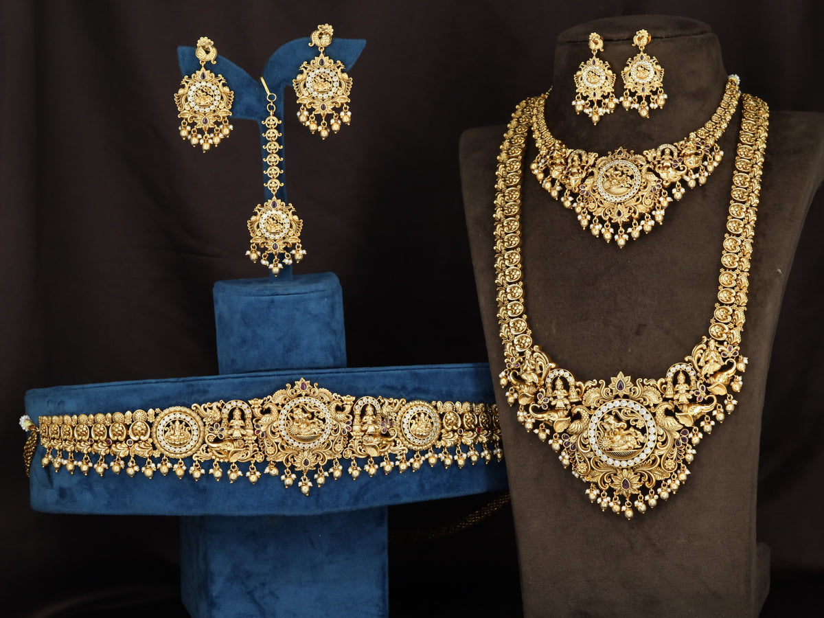 Antique Combo Set showcasing Ganesh deity elements with refined scrollwork