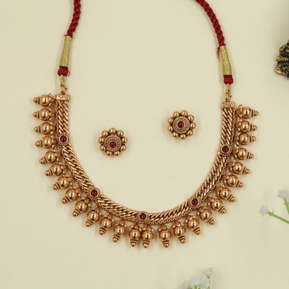 Classic antique necklace presenting cohesive bead ensemble