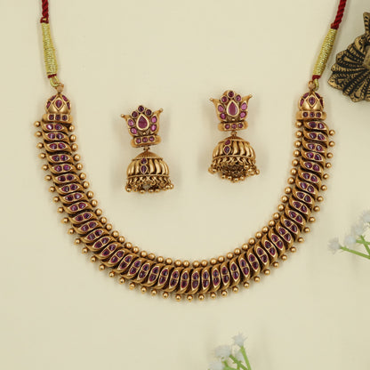 Heritage antique necklace showcasing linked oval artistry