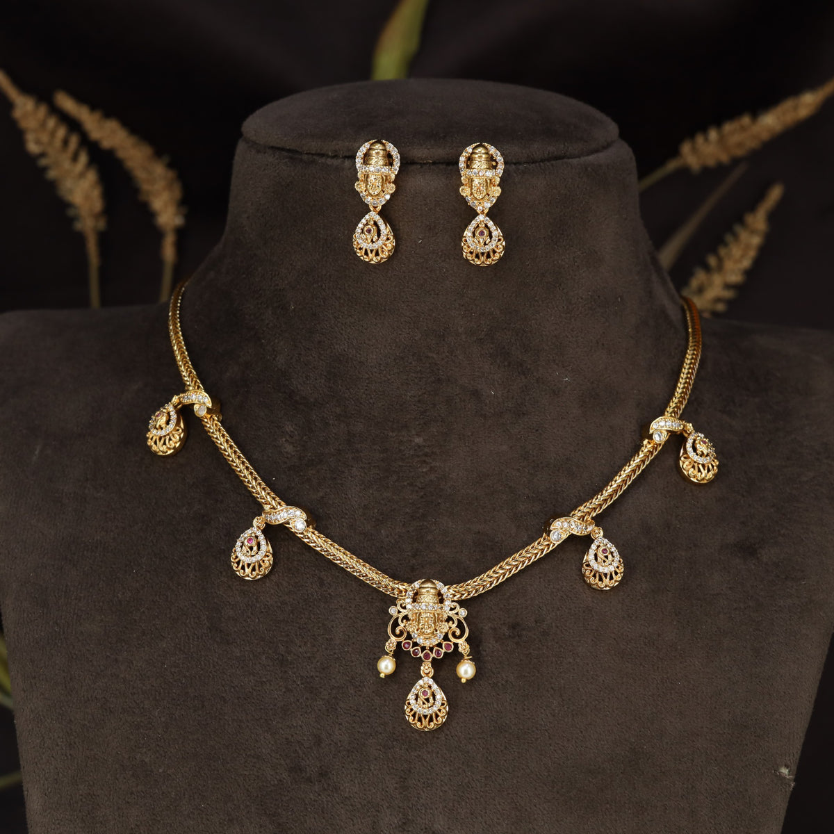 Lord Balaji Antique Necklace Set with Teardrop Drops