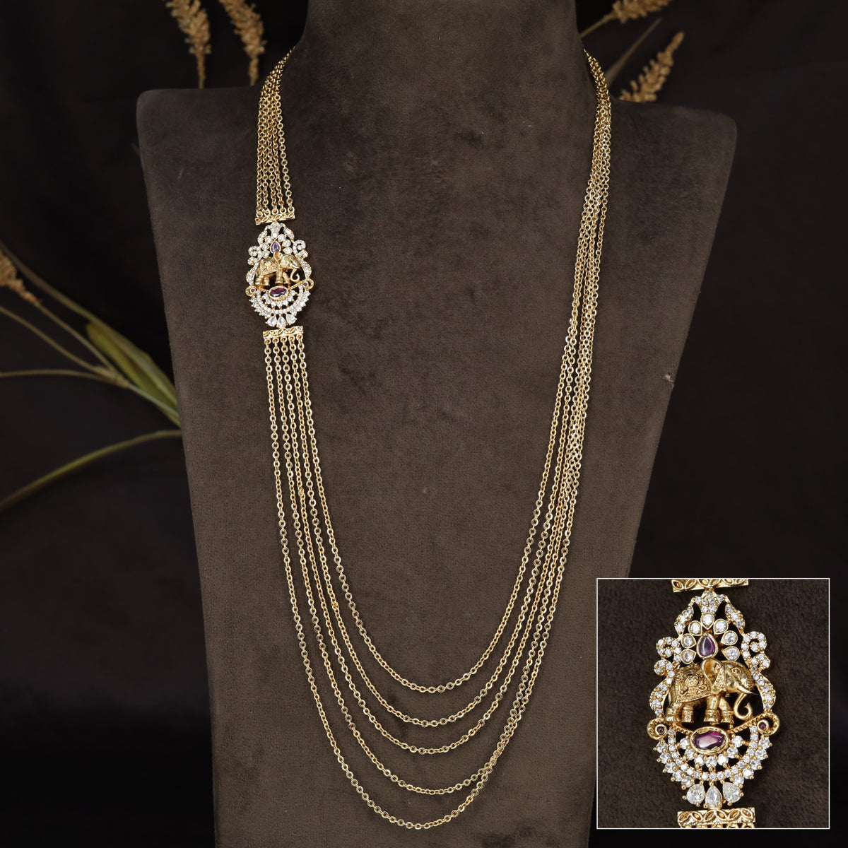 Elephant centre with multi strand detailing Antique Mope Chains