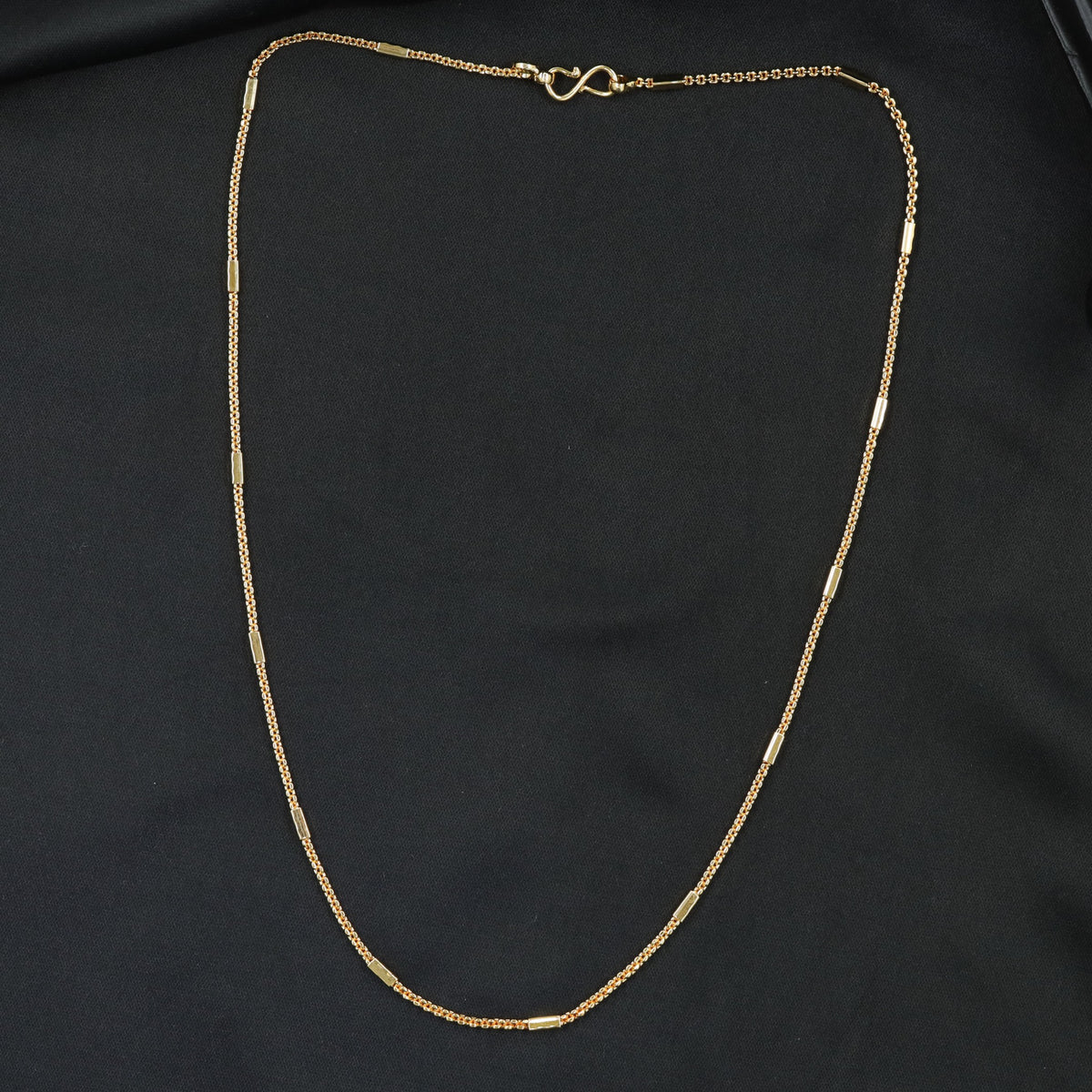 Elegant gold chain with evenly spaced accent details