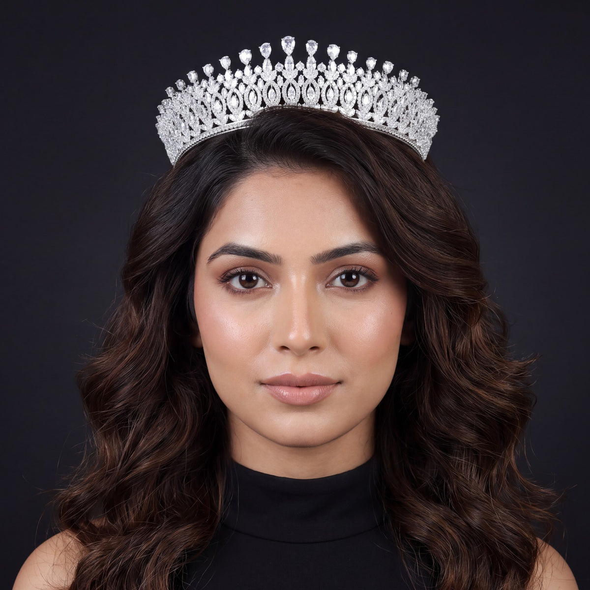 Premium floral framework crown with repeated oval detailing