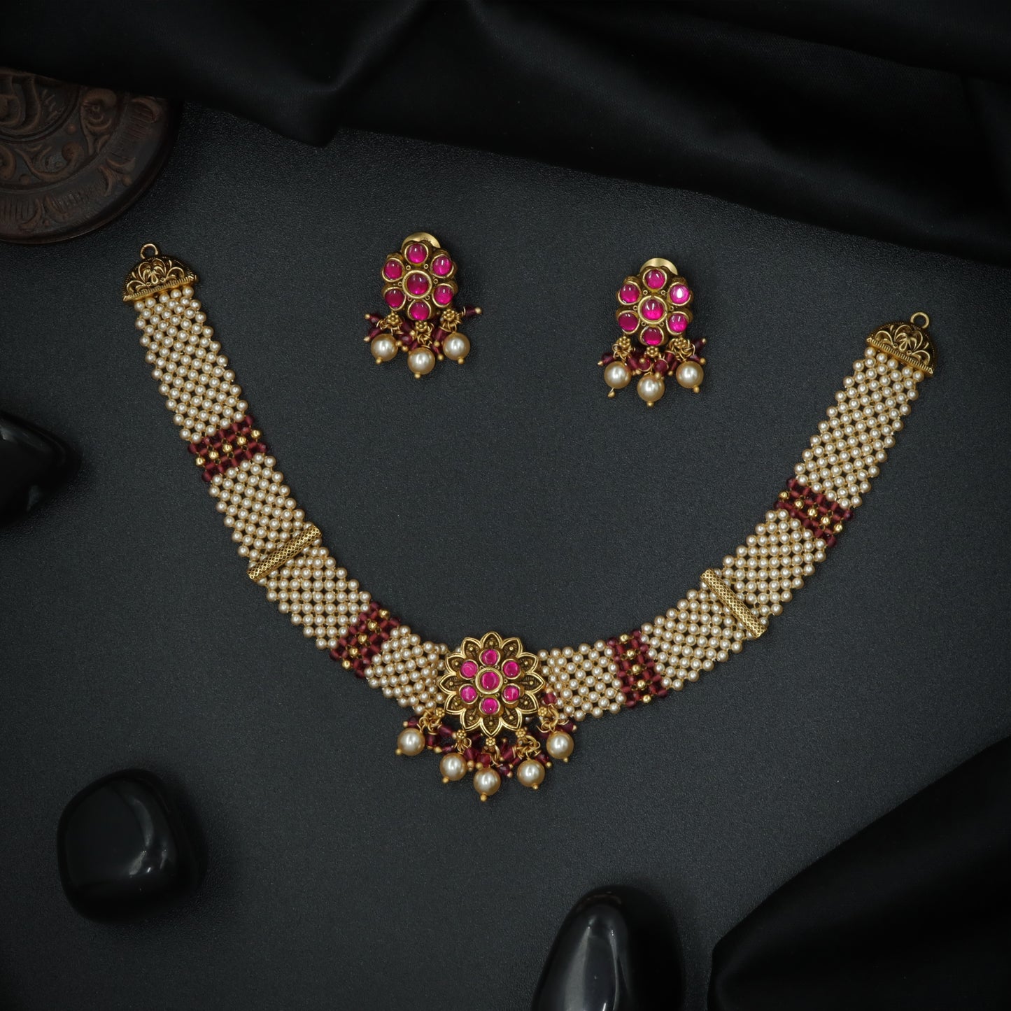Silver Floral Medallion Pearl Choker Set