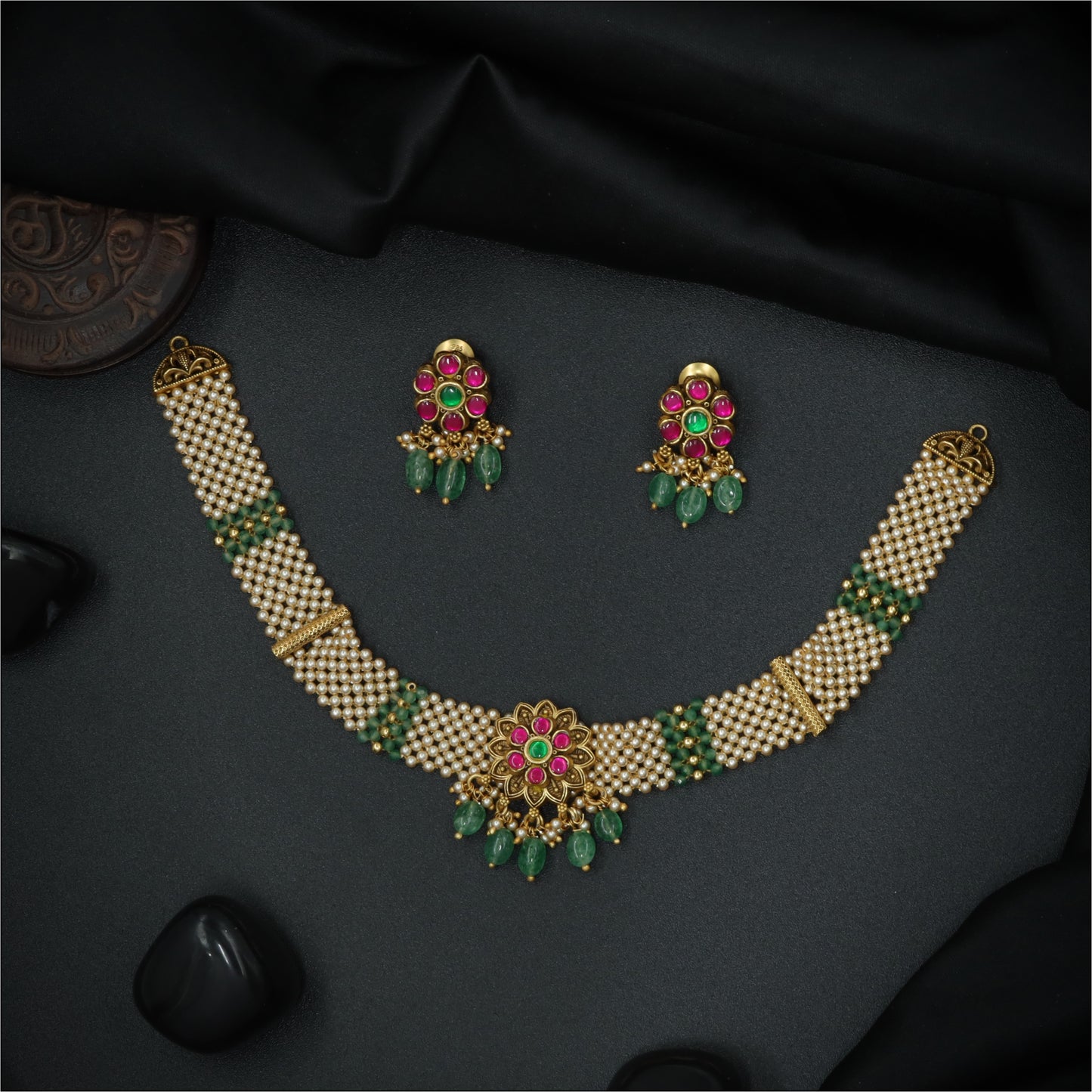 Silver Floral Medallion Pearl Choker Set