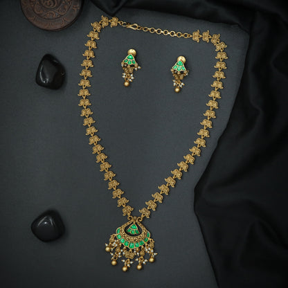 Silver Floral-Link Emerald Pendant Chain Set