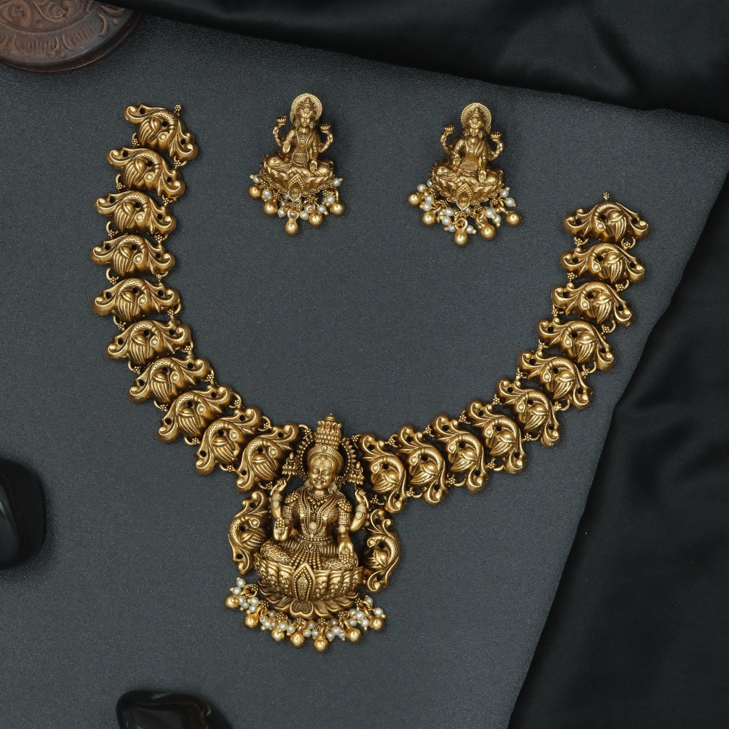 Divine Lotus Majesty Temple Necklace Set