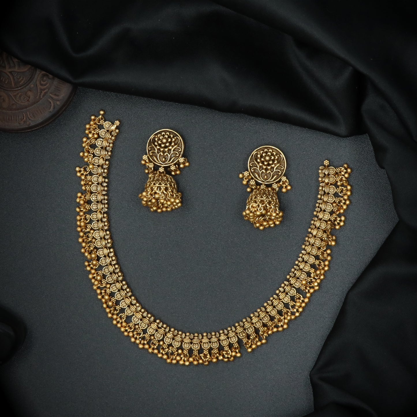Regal Blossom Heritage Necklace Set