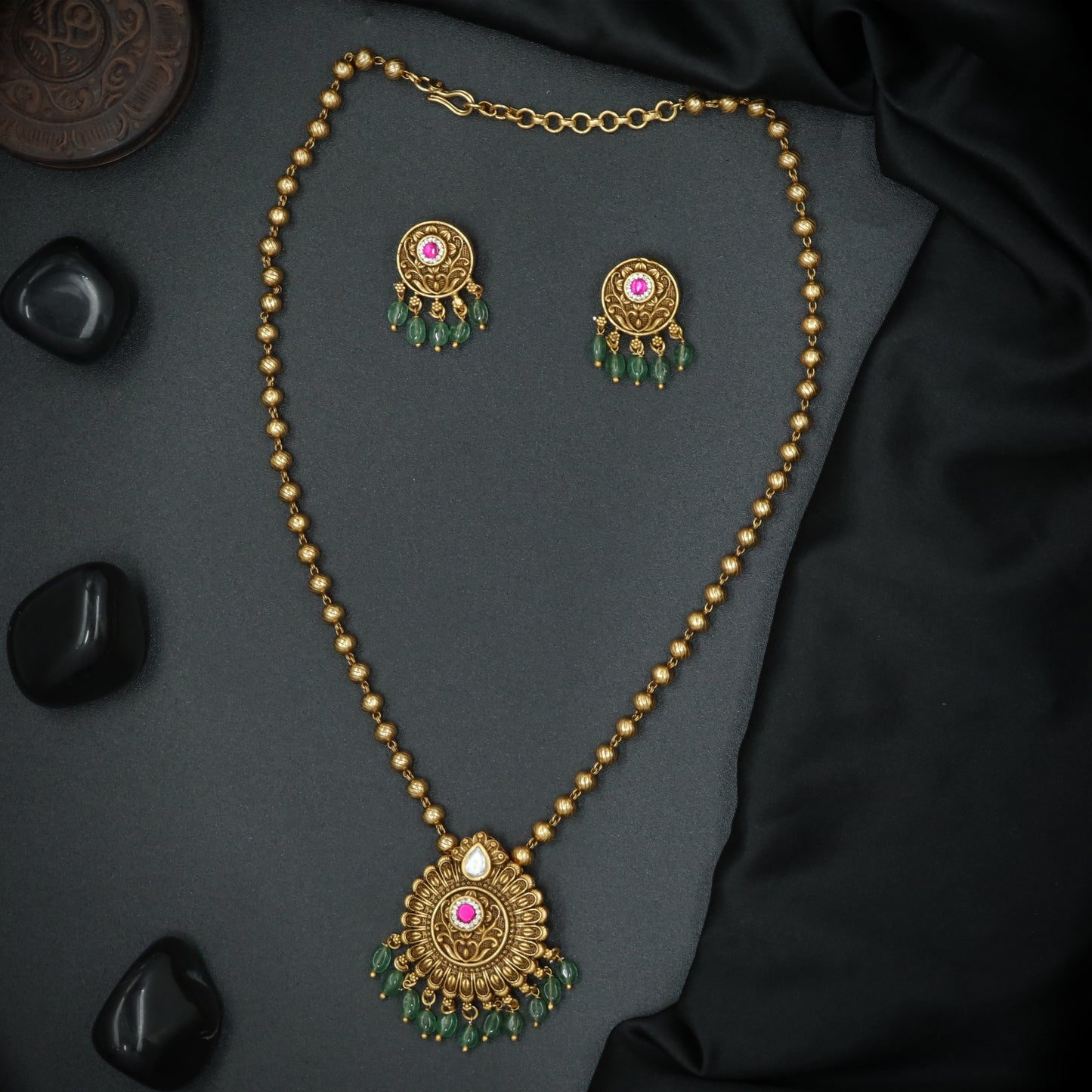 Antique Gold-Tone Pendant Necklace Set with Matching Earrings