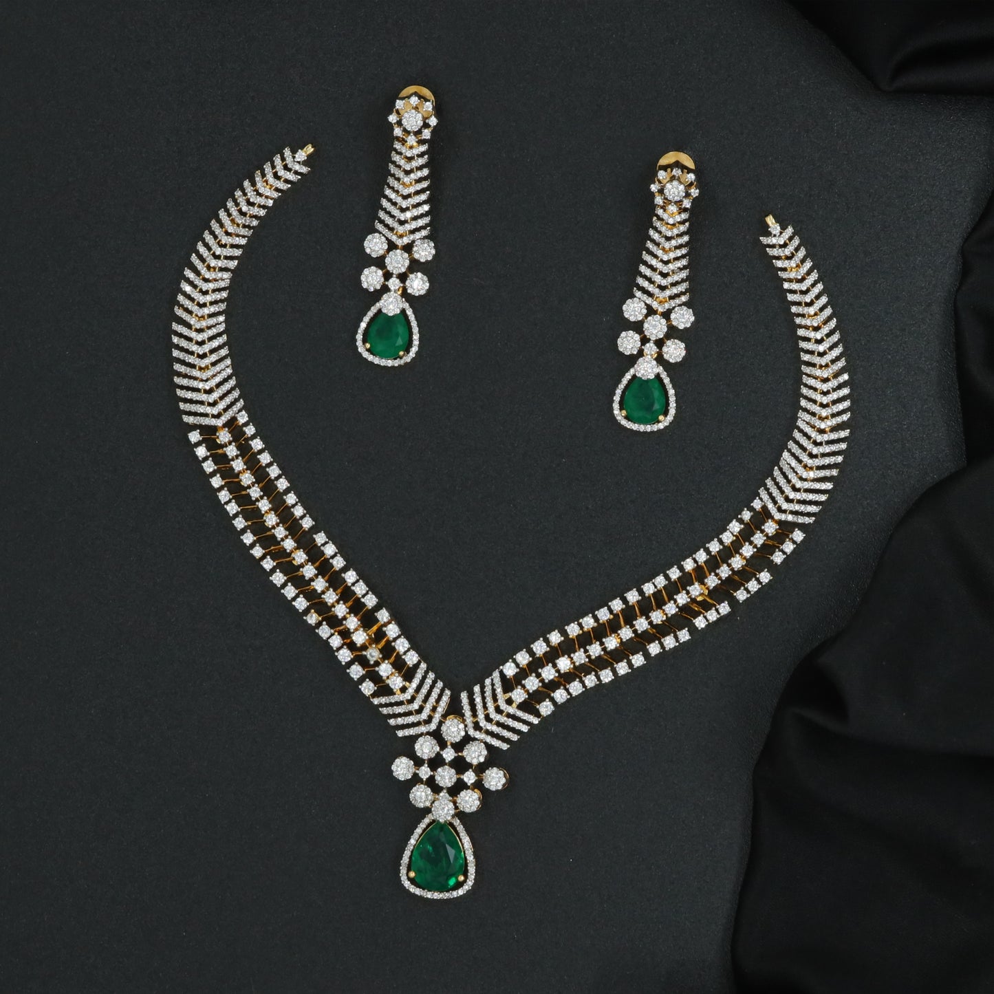Silver Chevron Link Teardrop Necklace Set