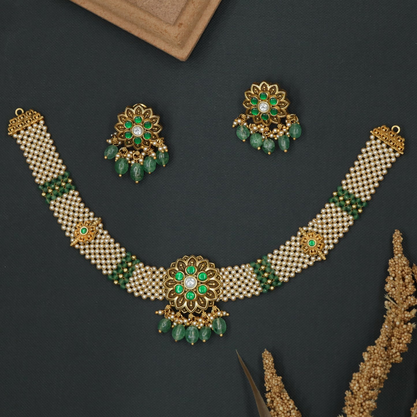 Regal Blossom Choker with Decorative Presence