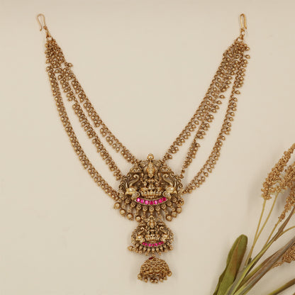 Luxury Pearl Chain Antique Jade Bille+Mati with Dangling Drop Accents