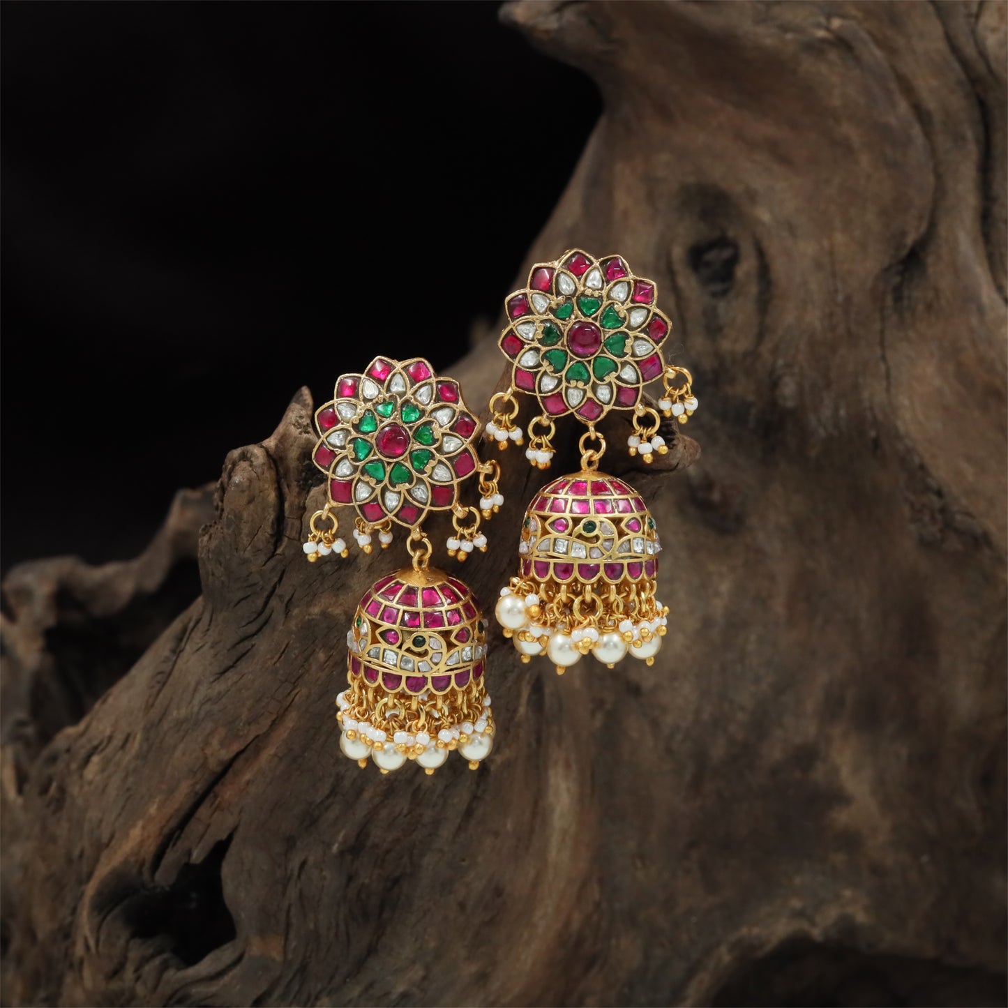 Lustrous Pattern Jadau Jumka with Decorative Dome Layers