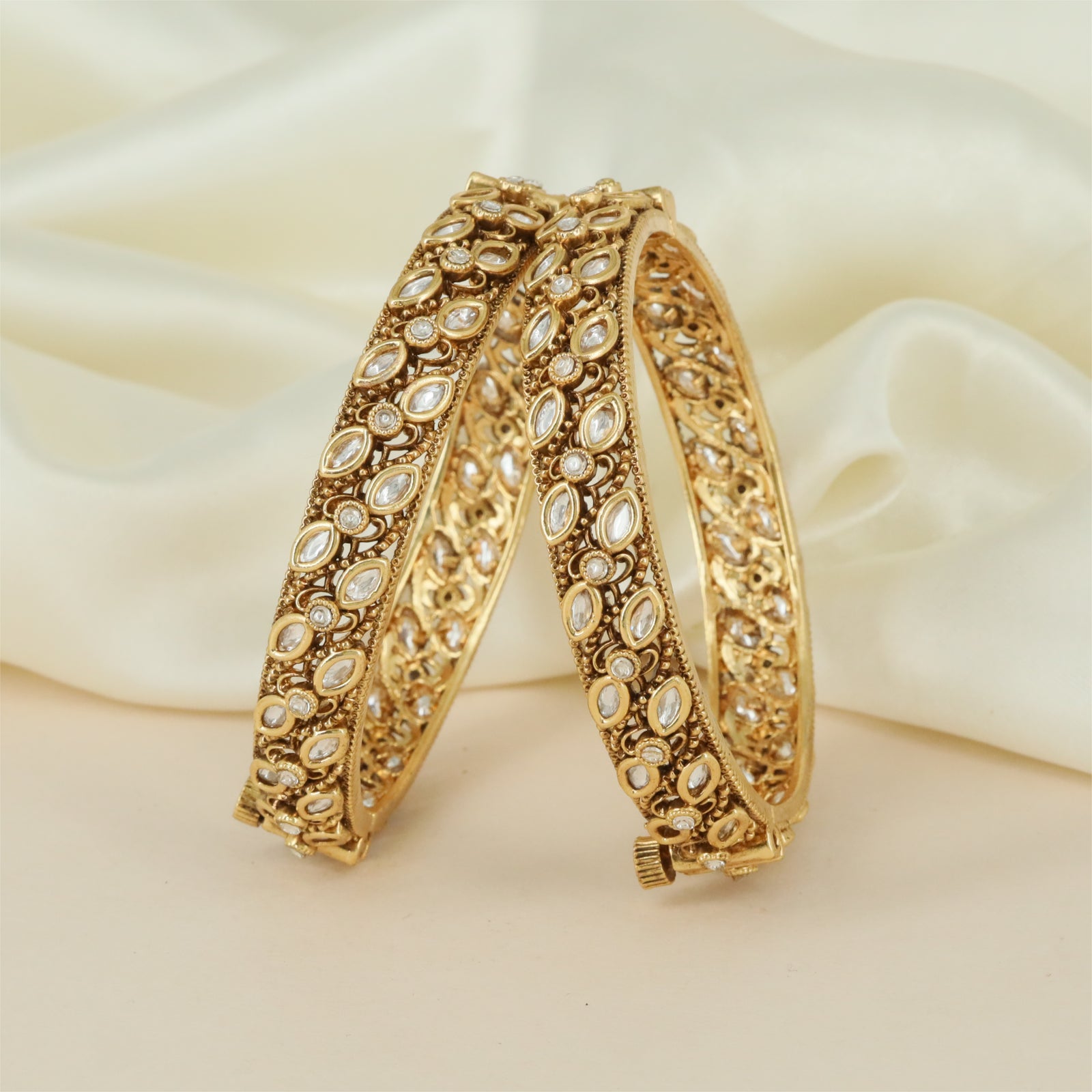 Beaded Curve Antique Bangles with Structured Floral Sections and Border Work