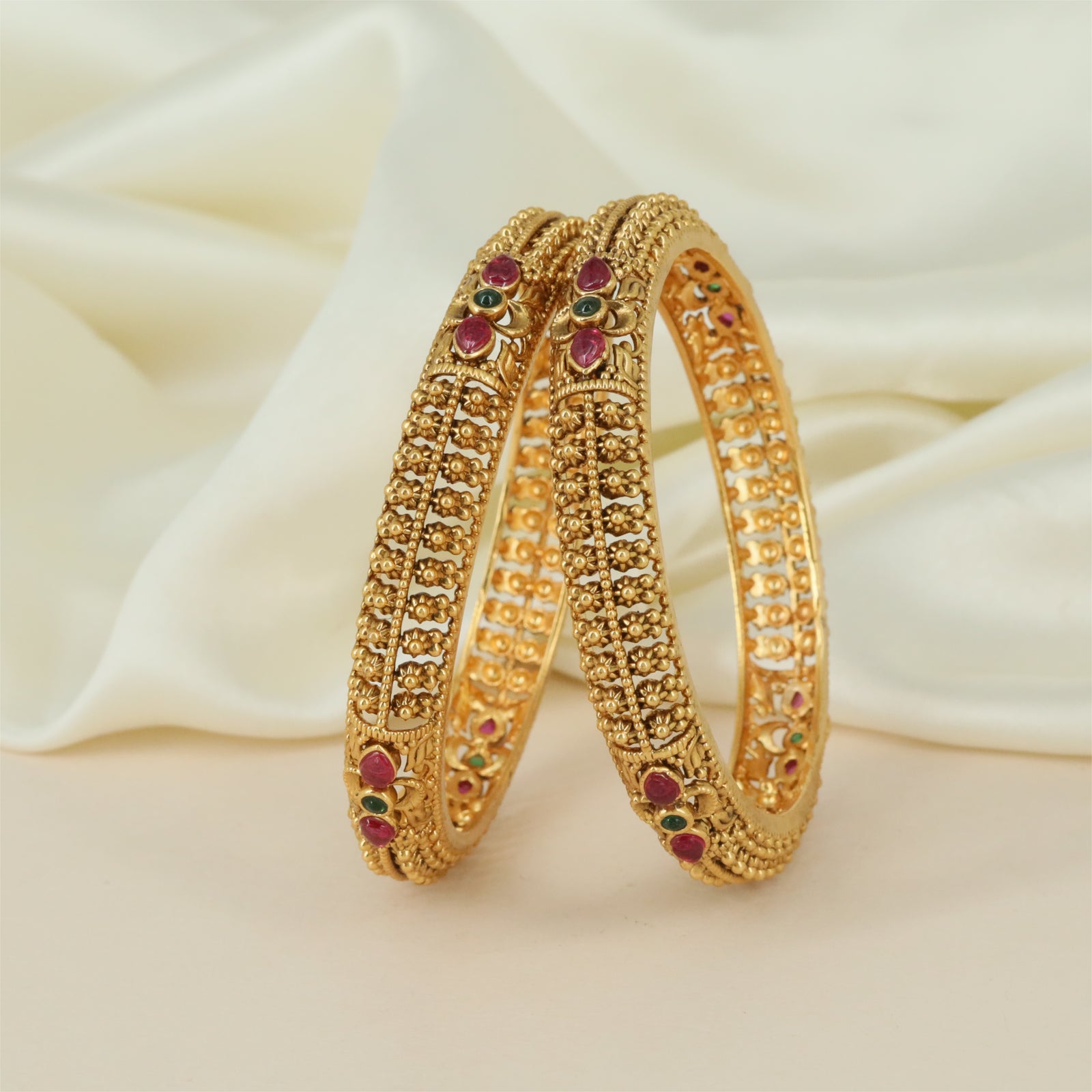 Halovine Antique Bangles with Circular Accent Placement and Fine Texture