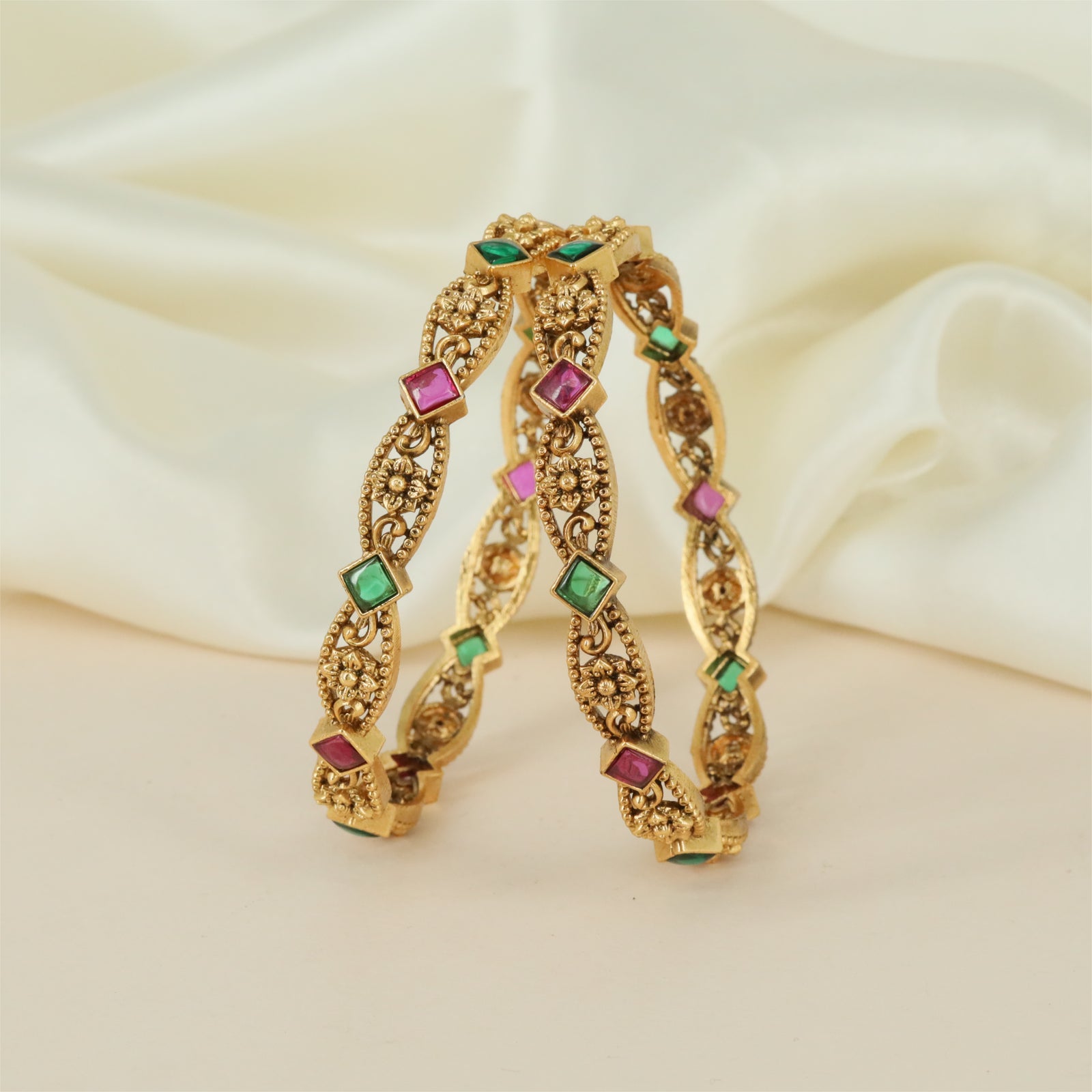 Grid Vine Antique Bangles with Structured Link Pattern and Ornamental Borders