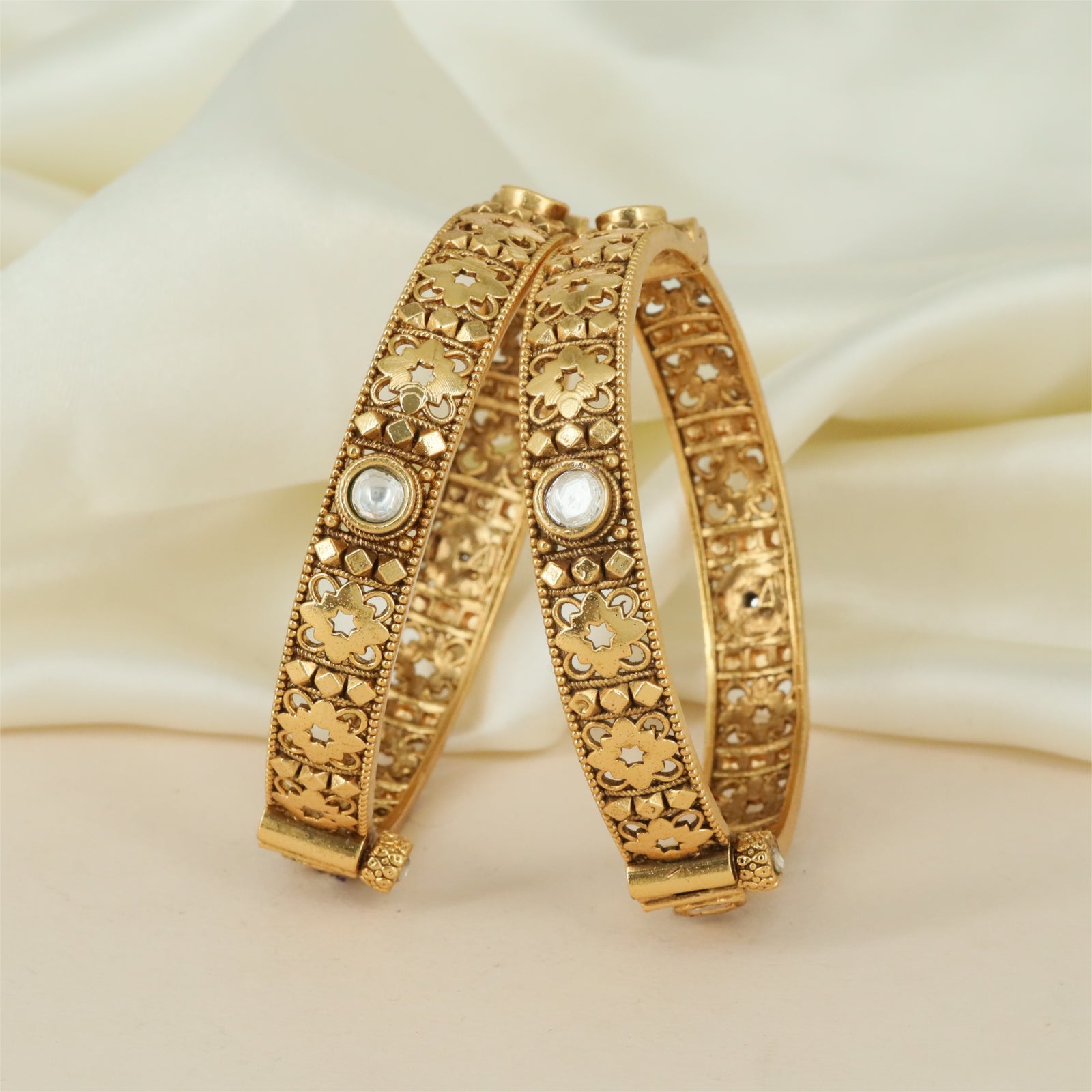 Embossed Curve Chevron Grid Detailing Antique Bangles