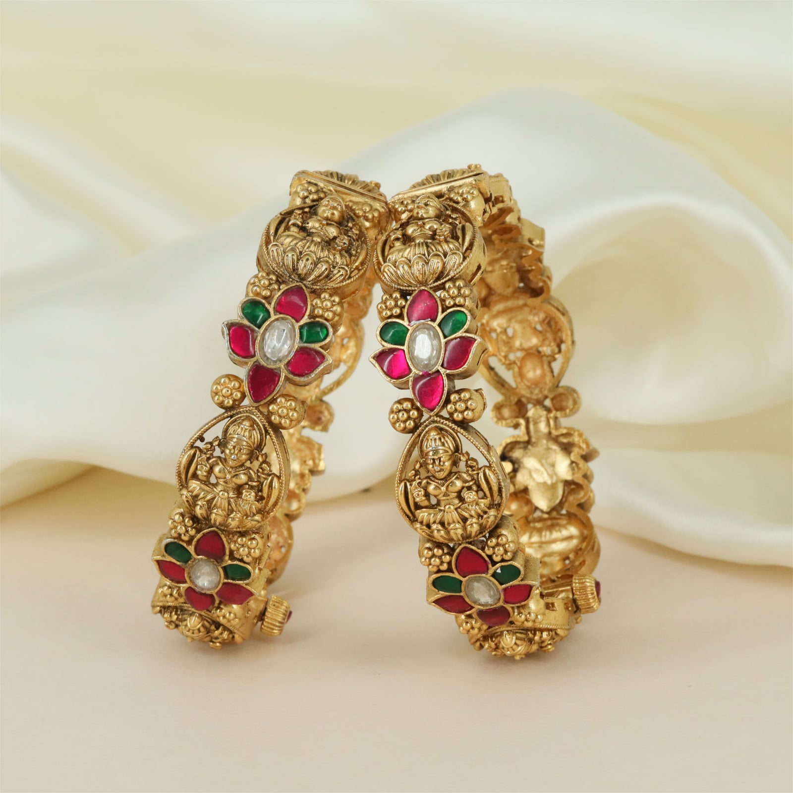 Royal Lakshmi Antique Bangles with Structured Temple Texture and Side Borders