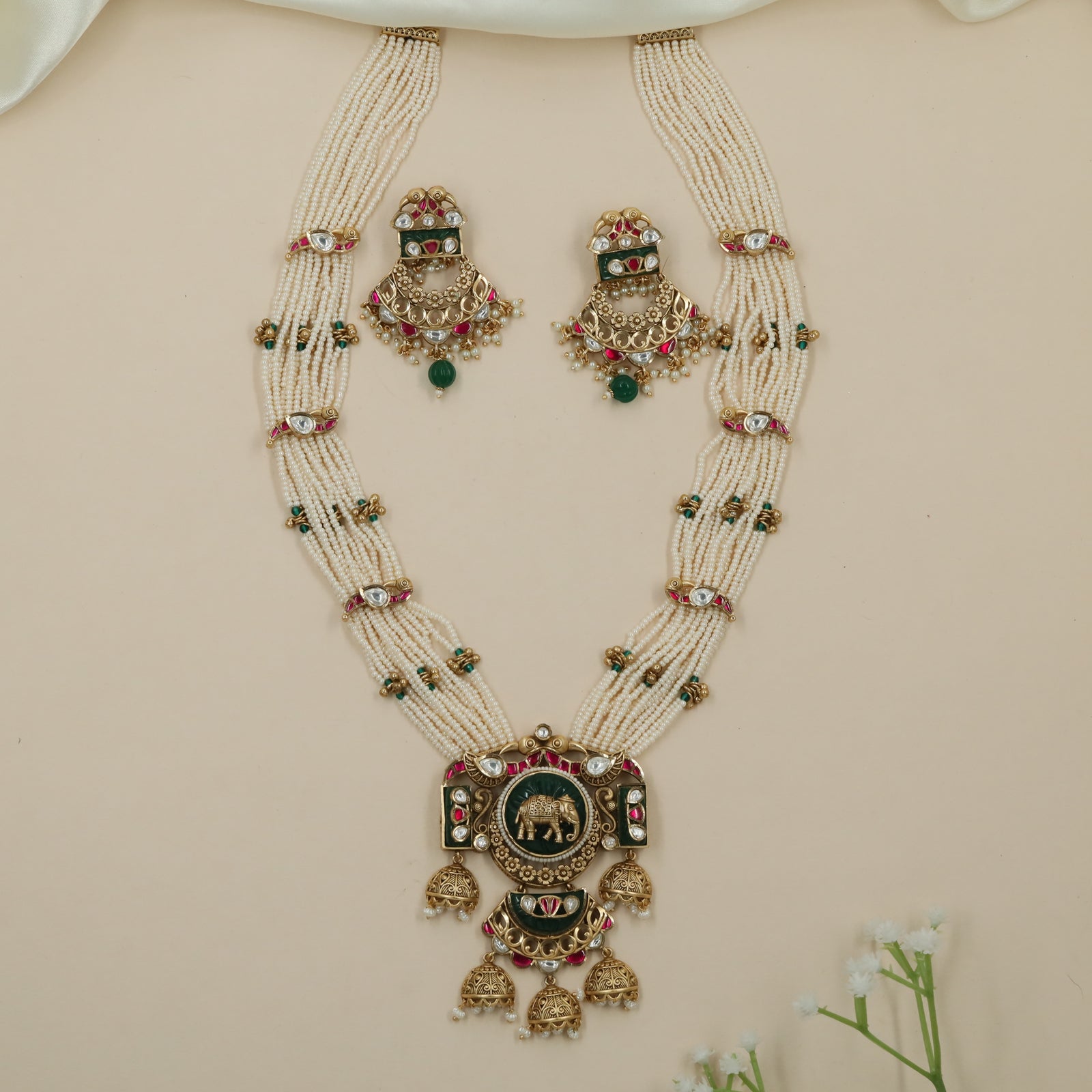Lustre Pendant Kundan Pearl Long Haara with Structured Fringe Layout