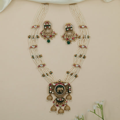 Lustre Pendant Kundan Pearl Long Haara with Structured Fringe Layout