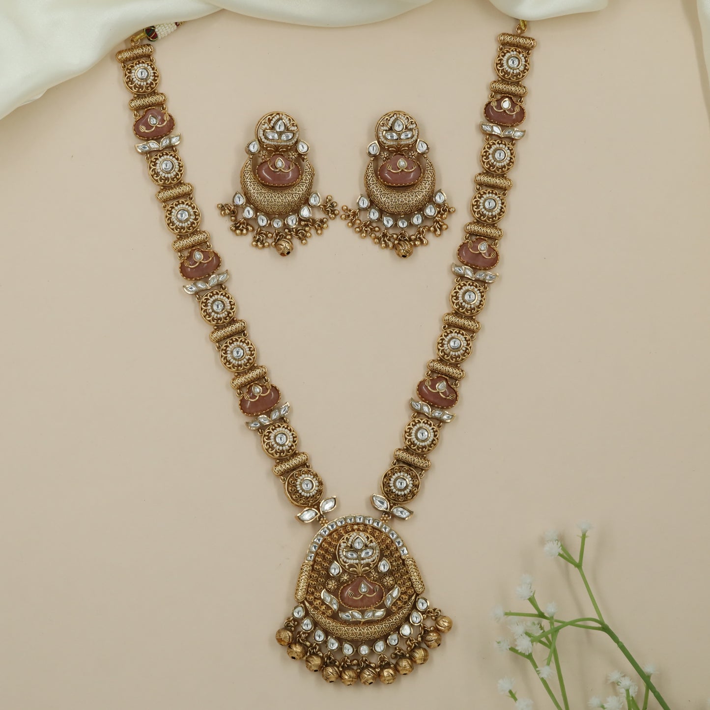 Blaze Disc Kundan Long Haara with Hanging Ball Border