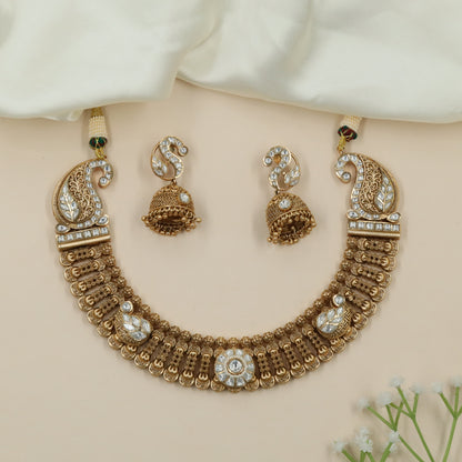 Dewline Paisley Kundan Necklace with Ribbed Link Rows