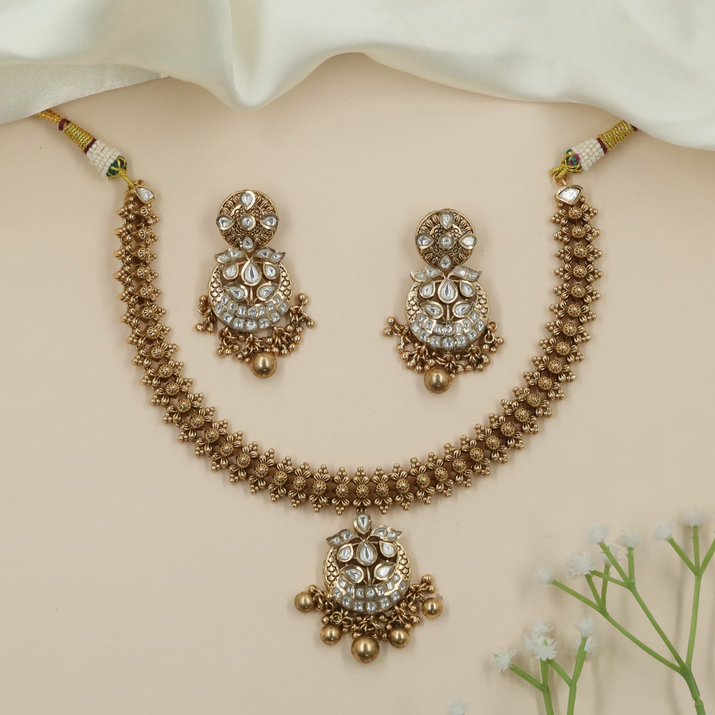 Bloomline Kundan Necklace with Dense Flower Chain Detailing