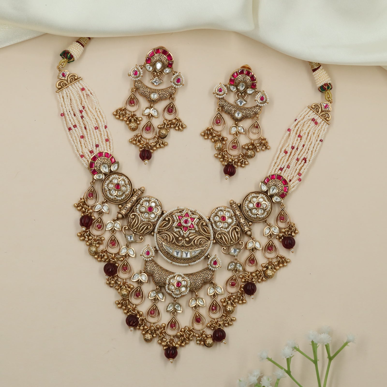 Heritage Pendant Kundan Pearl Choker with Layered Teardrop Drops