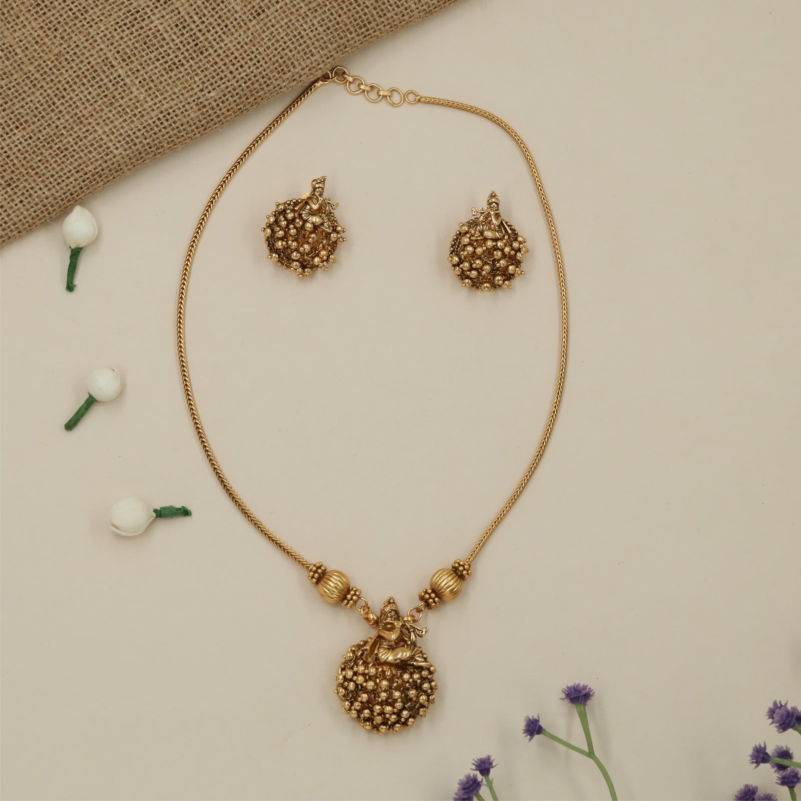 Classic Cluster Border Antique Necklace with Sculpted Krishna Styling