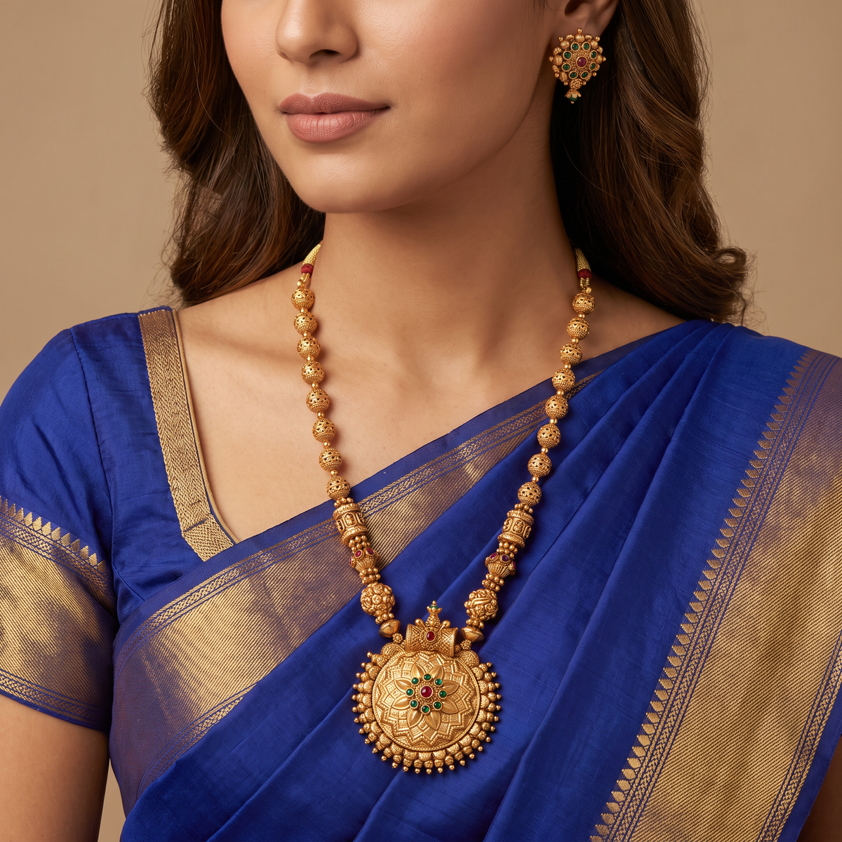 Grand ornamental beads long haara with elevated surface craftsmanship