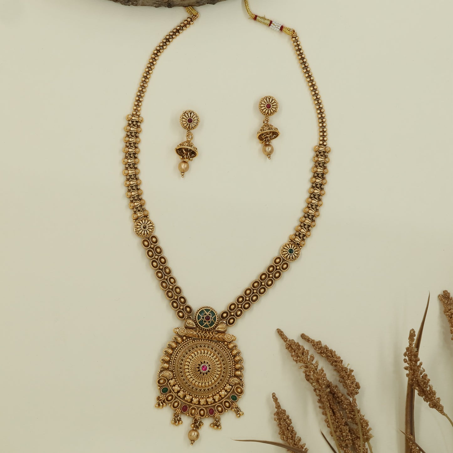 Knot chain antique long haara with bead links and hanging drop