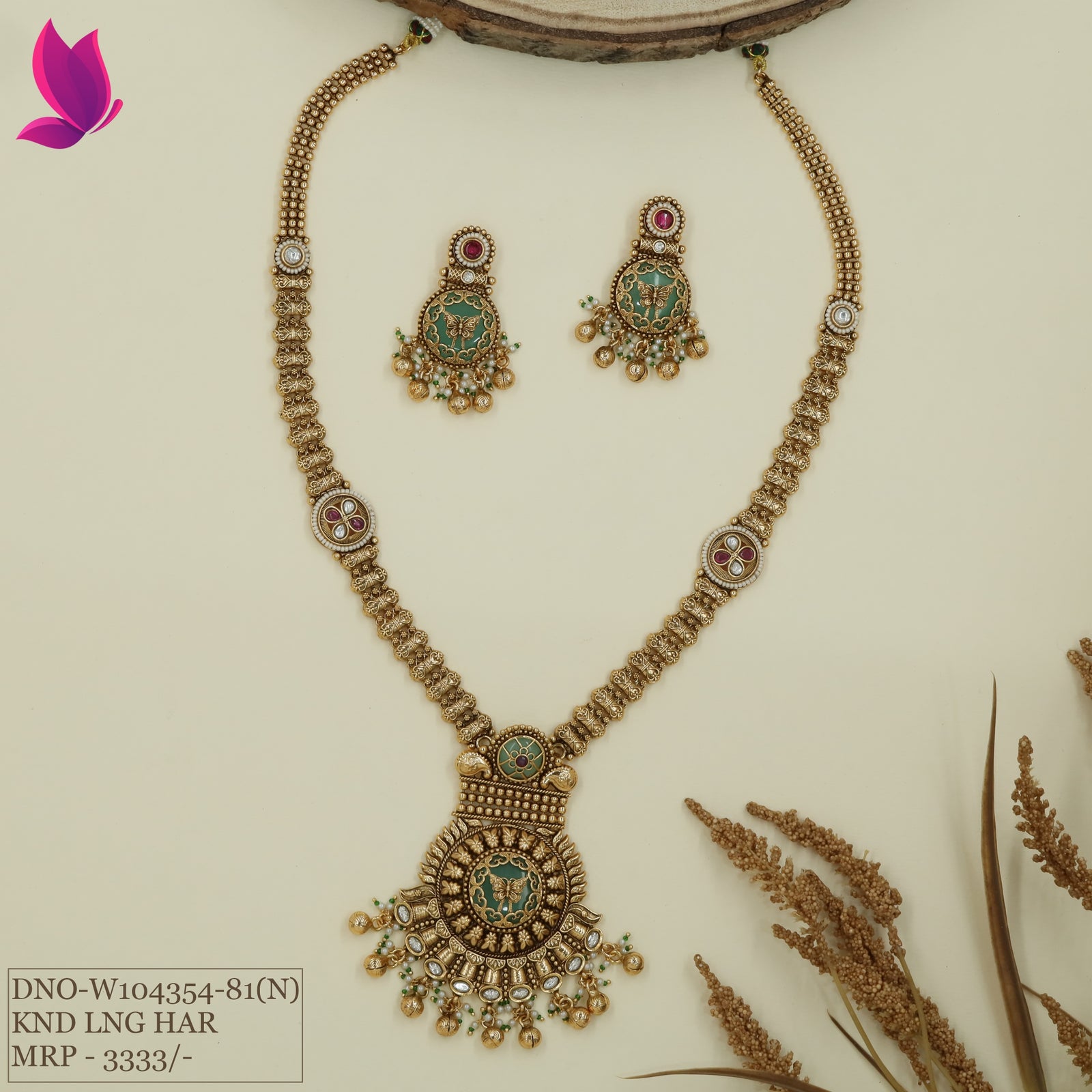 Interlock chain kundan long haara with compact links and hanging medallion drop