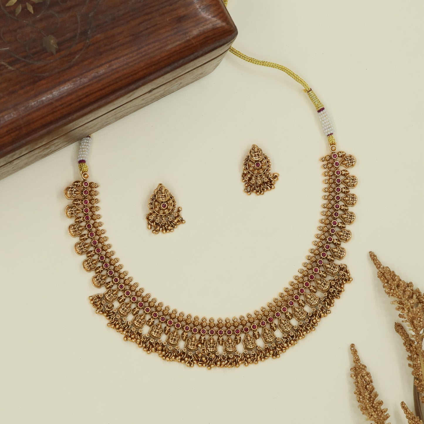Curved coin panel antique necklace with Lakshmi repeat links