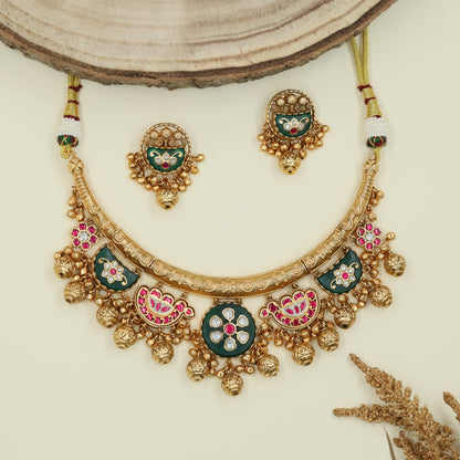 Floral insert kundan necklace with curved bar and clustered drop hangings