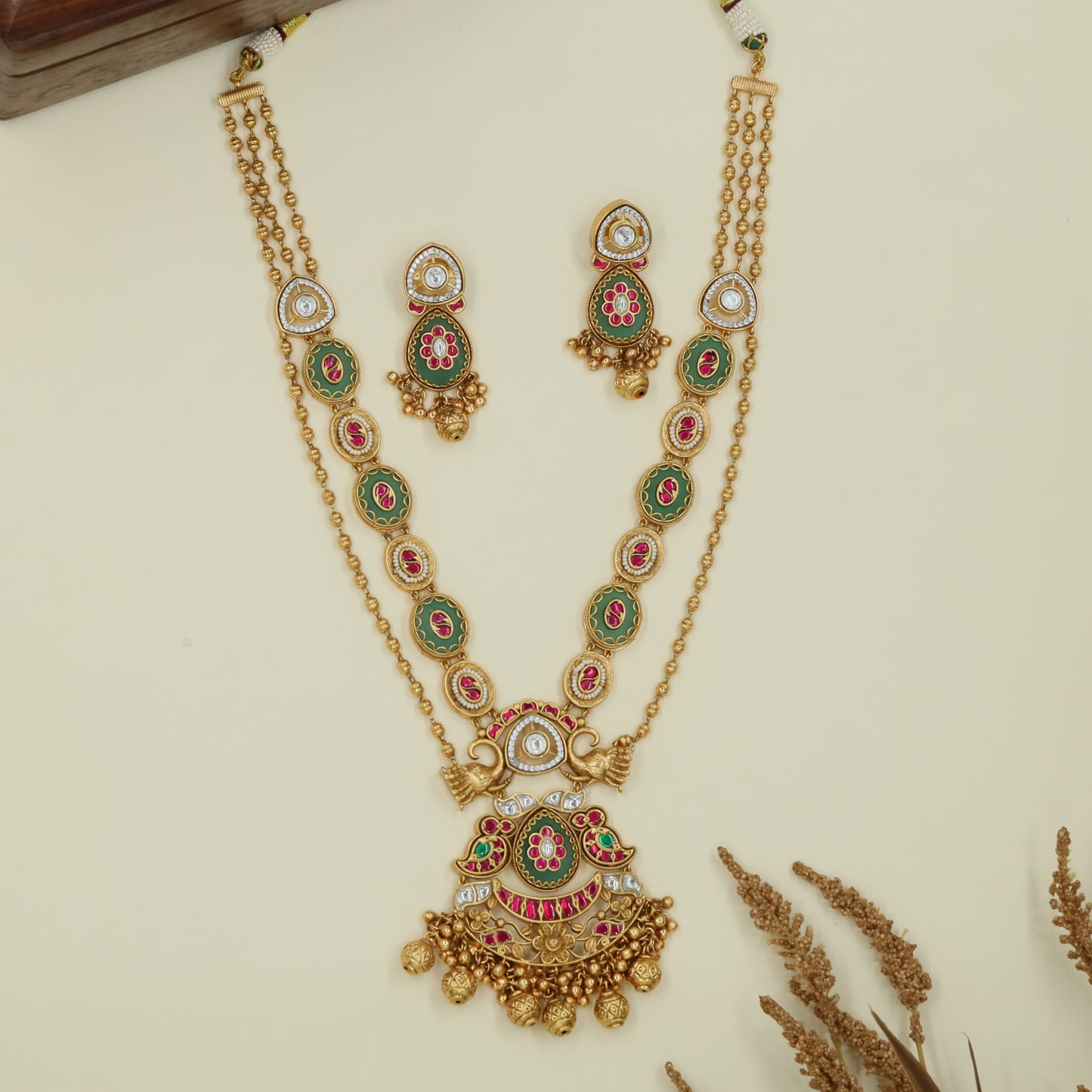 Connector panel kundan long haara with dual strands and temple style pendant