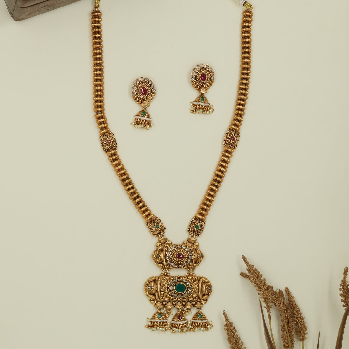 Dual cylinder pendant antique long haara with bead chain sides